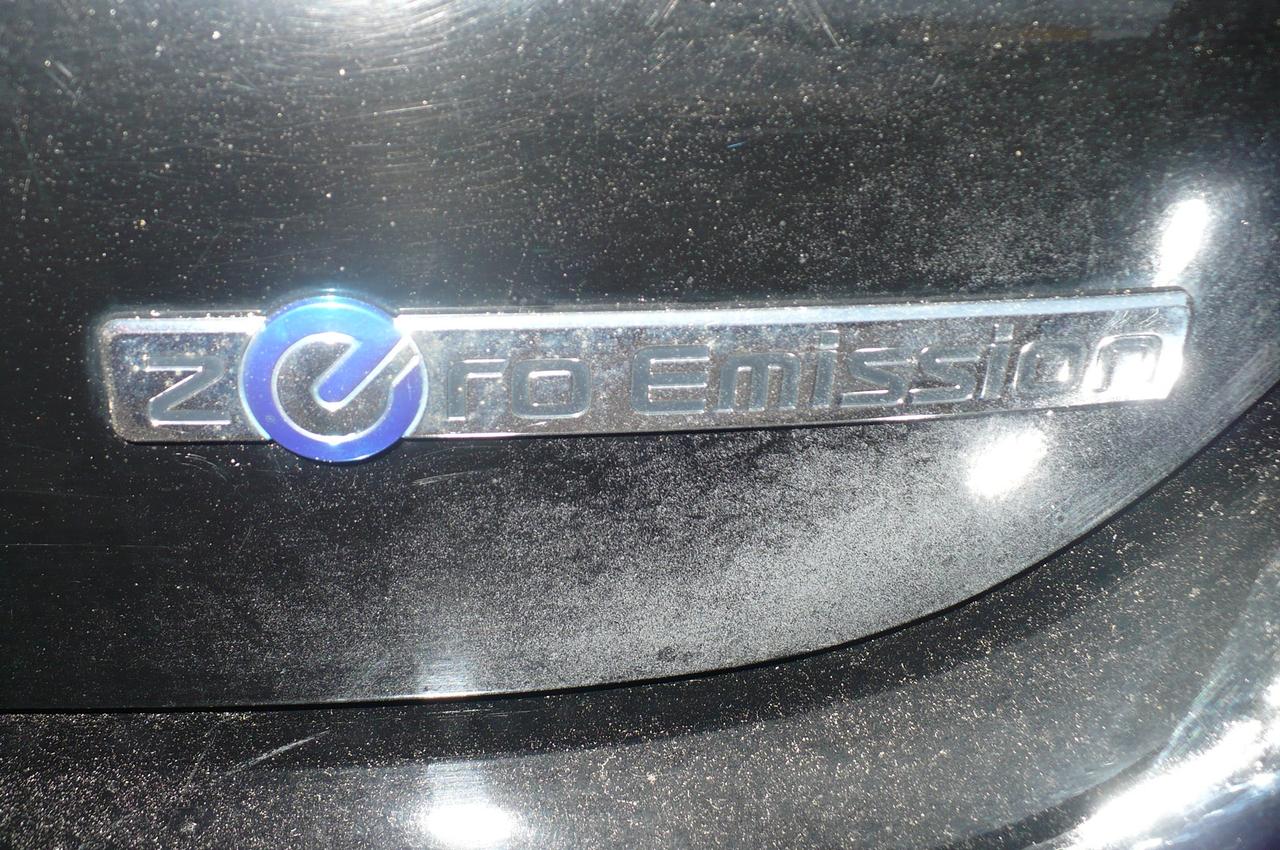 2012 Nissan Leaf 4dr HB SV Photo