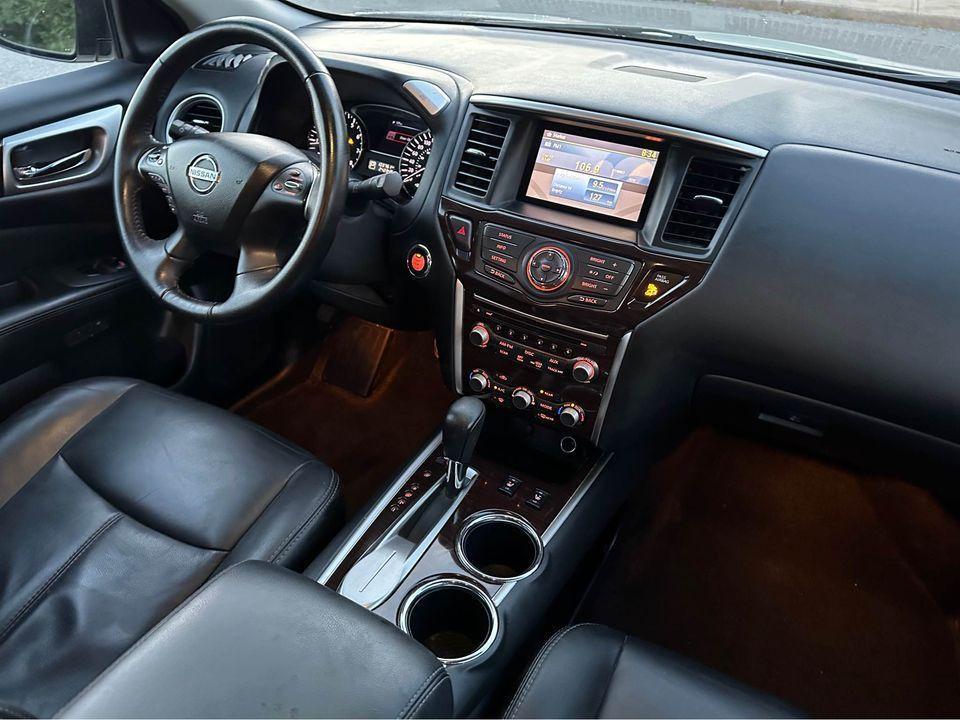 2014 Nissan Pathfinder SL 7 Seates - Safety Certified - Photo #11