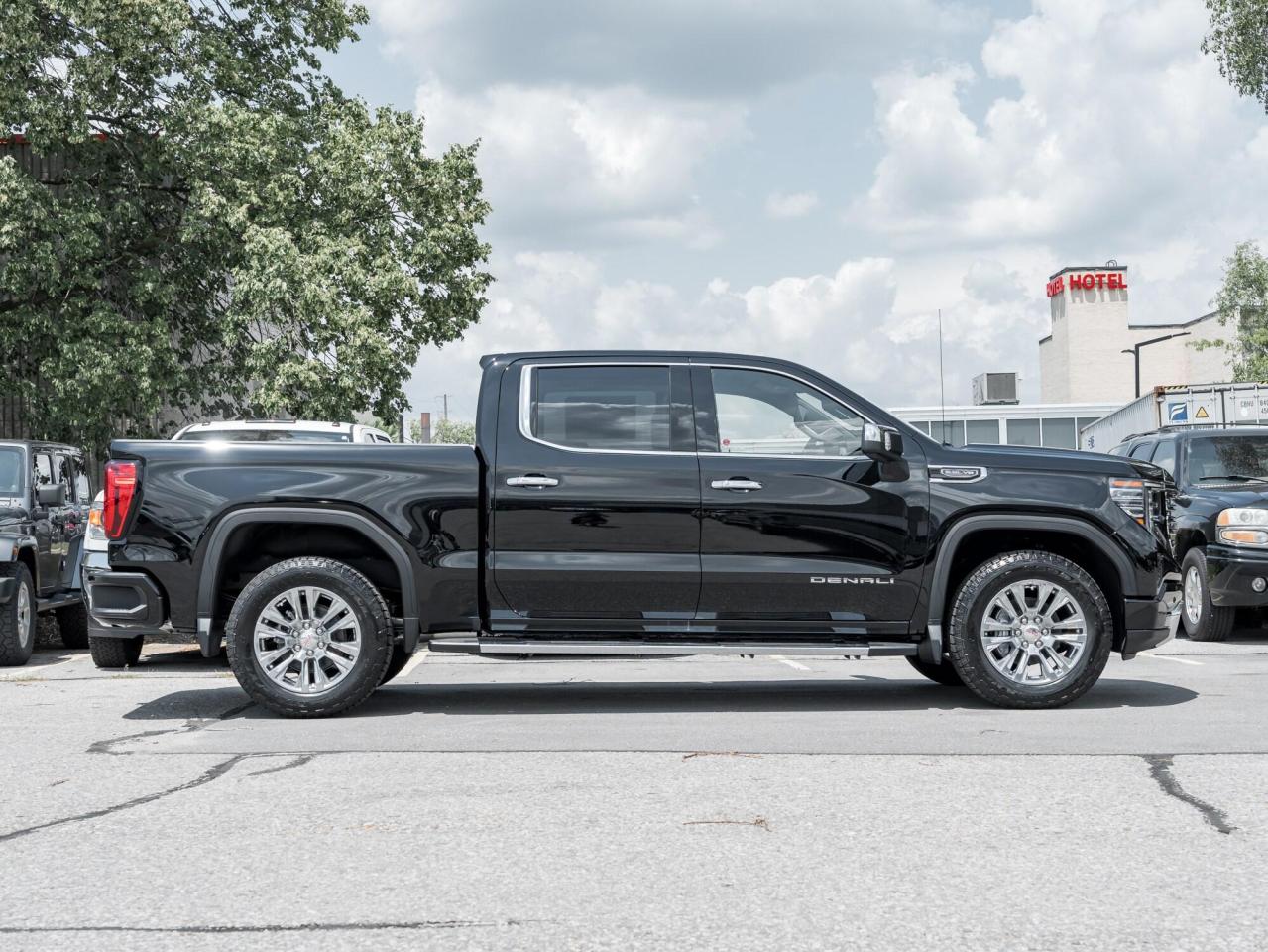 2023 GMC Sierra 1500 Denali Photo