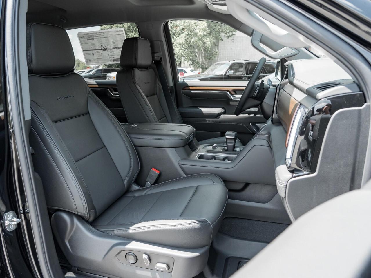 2023 GMC Sierra 1500 Denali Photo