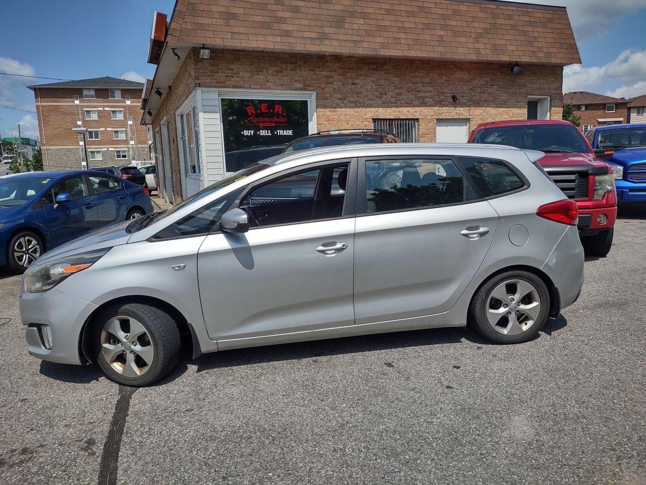 2014 Kia Rondo 4dr Wgn Auto LX w/3rd Row