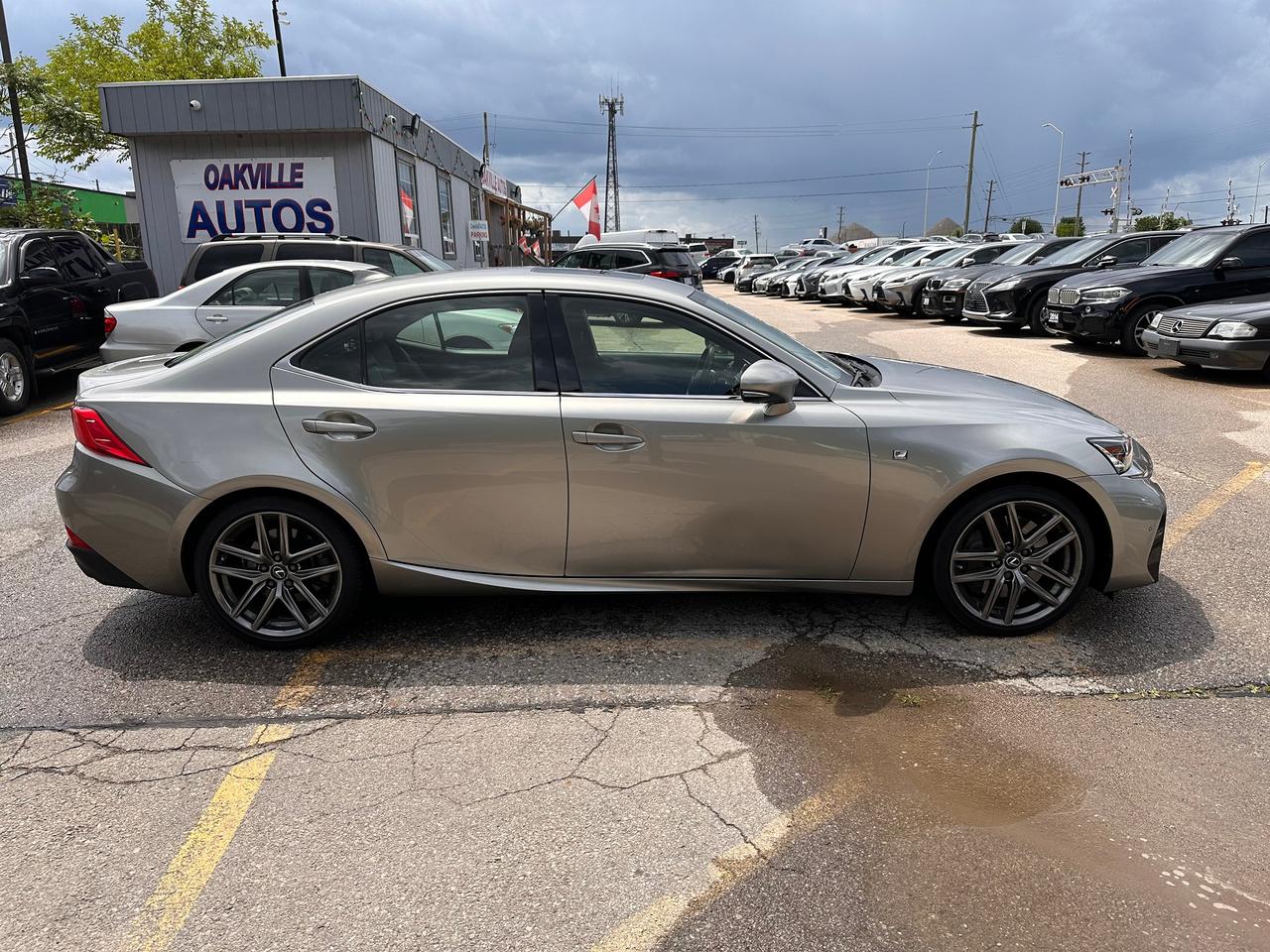 2019 Lexus IS 300 F-Sport 2. Navigation. Photo