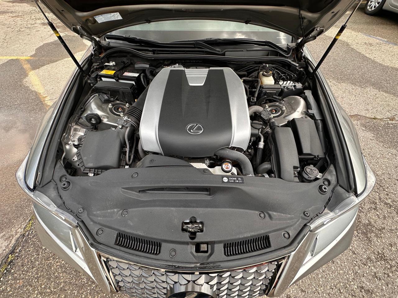 2019 Lexus IS 300 F-Sport 2. Navigation. Photo