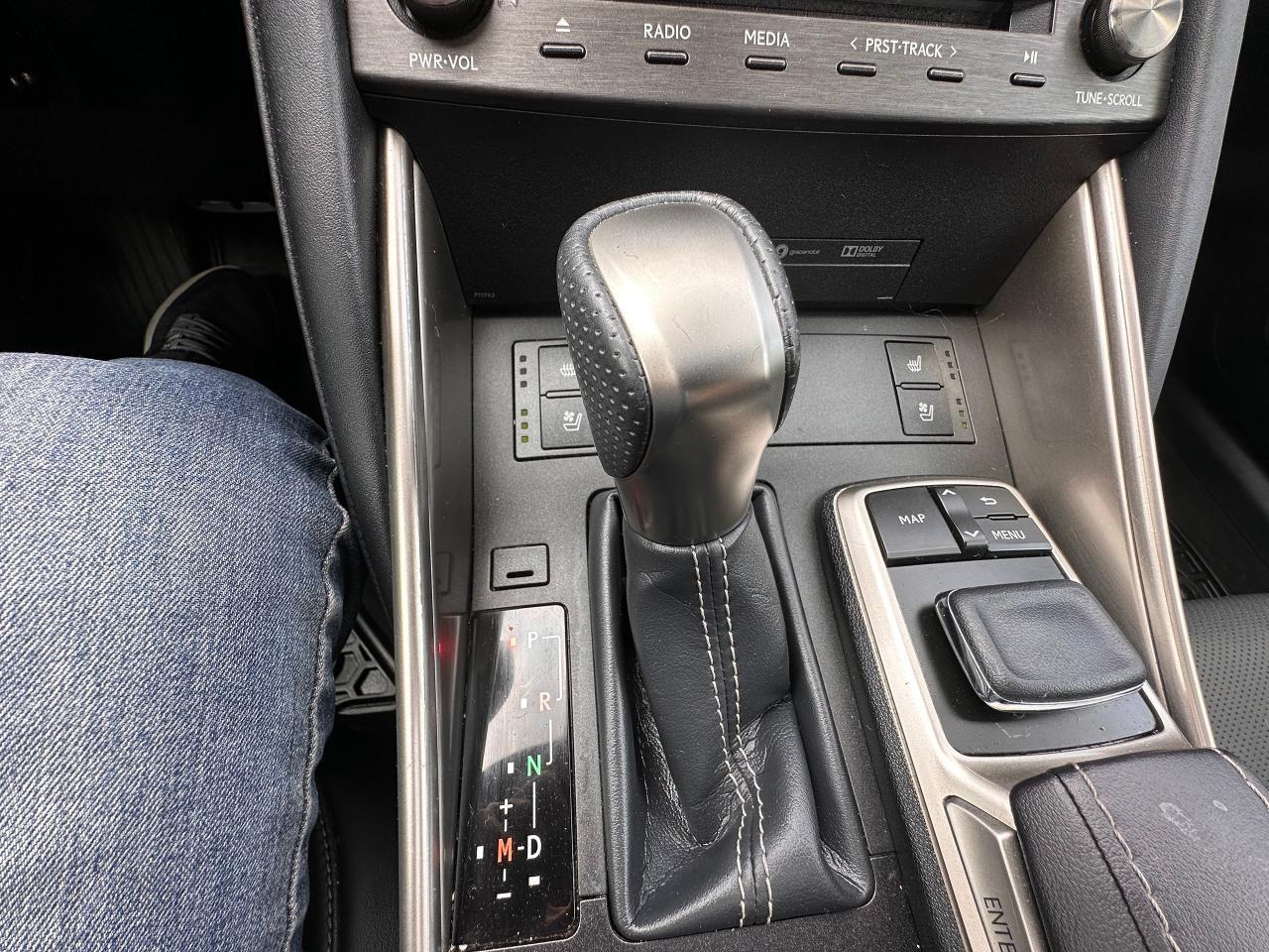 2019 Lexus IS 300 F-Sport 2. Navigation. Photo