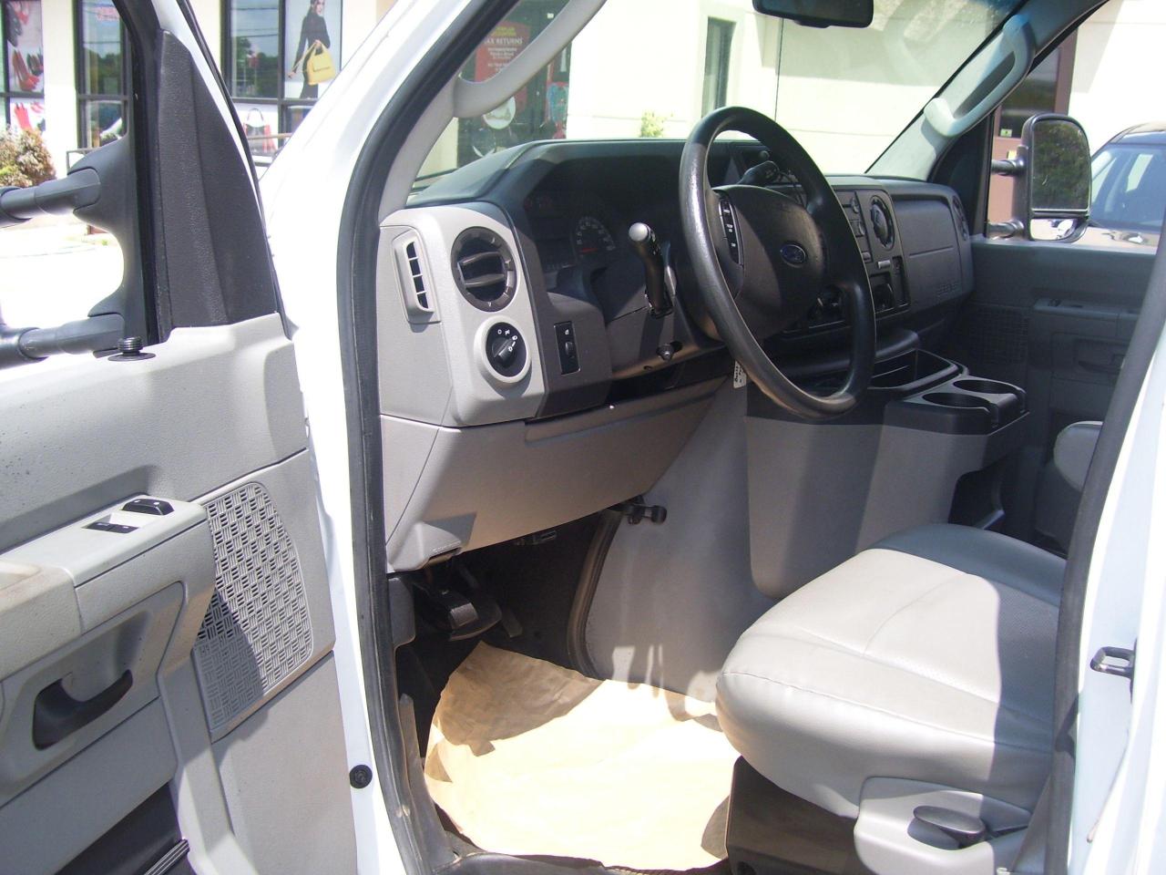 2013 Ford Econoline E250 Comercial,Certified,Bluetooth,Clean CarFax,,, - Photo #11