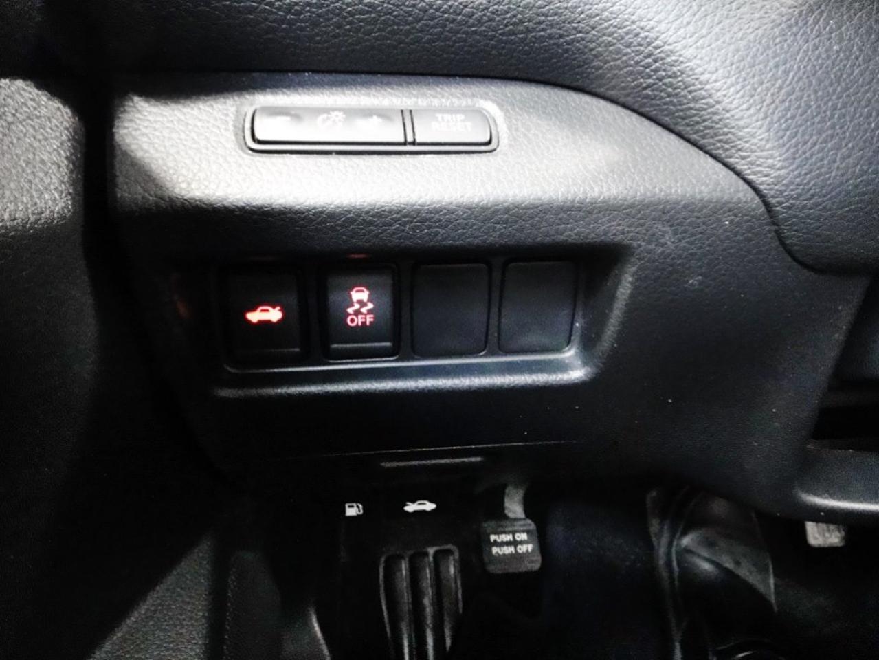 2018 Nissan Altima PUSH START,WELL MAINTAIN,2.5 - Photo #29