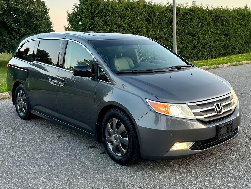 2012 Honda Odyssey 4DR WGN TOURING W/RES & NAVI - Photo #15