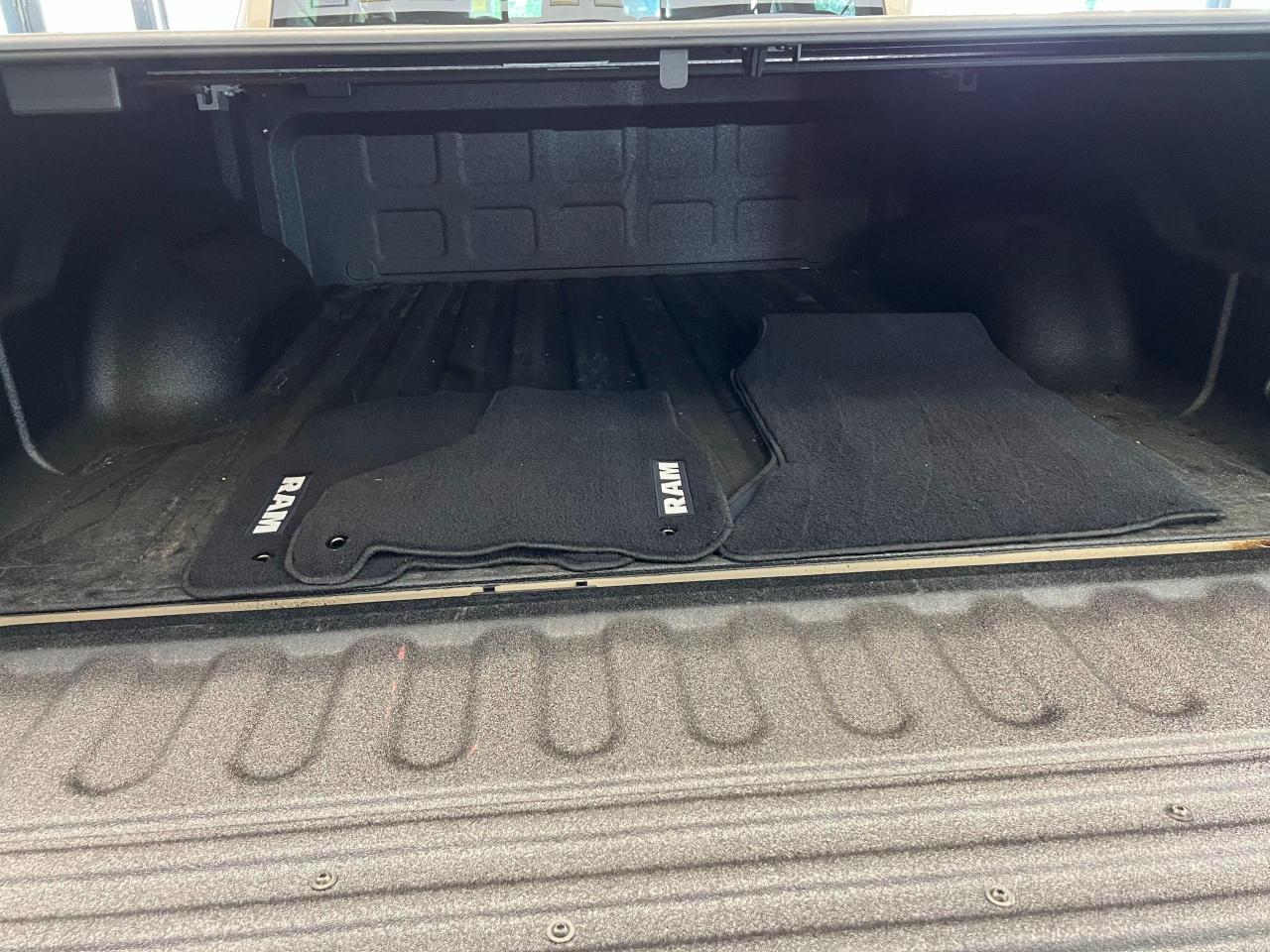2019 RAM 1500 Classic Warlock Mojave Sand CREW 5.7L V8 4x4+CLEAN CARFAX Photo100