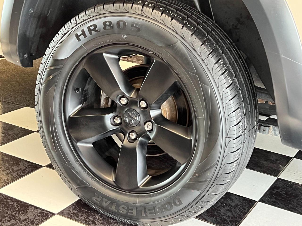 2019 RAM 1500 Classic Warlock Mojave Sand CREW 5.7L V8 4x4+CLEAN CARFAX Photo134