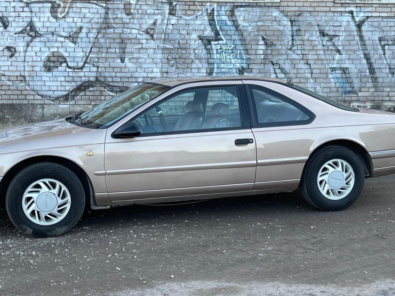 1992 Ford Thunderbird Coupe - Photo #1
