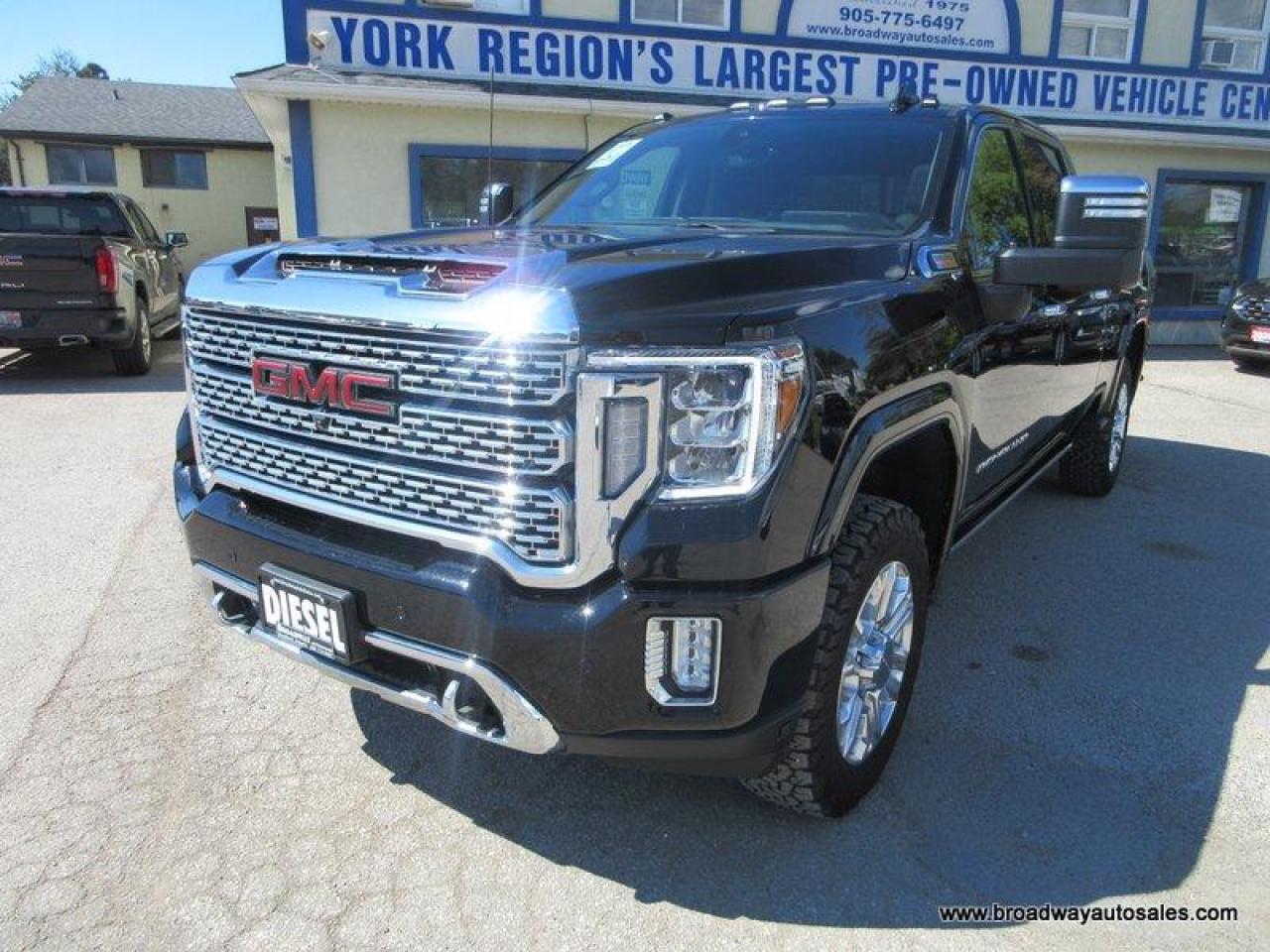 Used 2022 GMC Sierra 2500 3/4 TON DENALI-EDITION 5 PASSENGER 6.6L - DURAMAX.. 4X4.. CREW-CAB.. 6.6-FOOT-BOX.. NAVIGATION.. LEATHER.. HEATED/AC SEATS.. POWER SUNROOF.. for sale in Bradford, ON