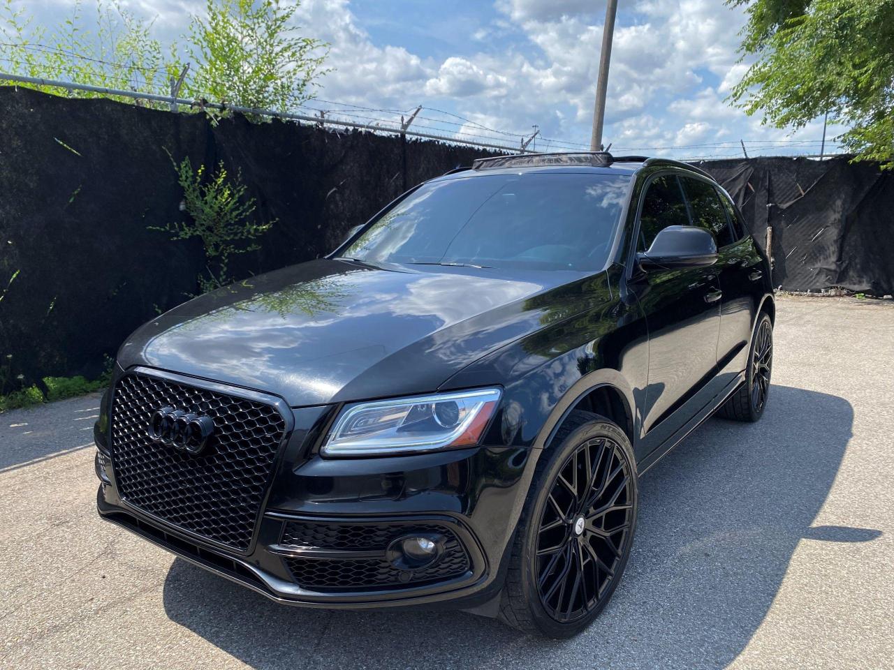 2016 Audi SQ5 3.0T-TECHNIK-BLACK OPTICS-CARBON PKG-22" WHEELS - Photo #1