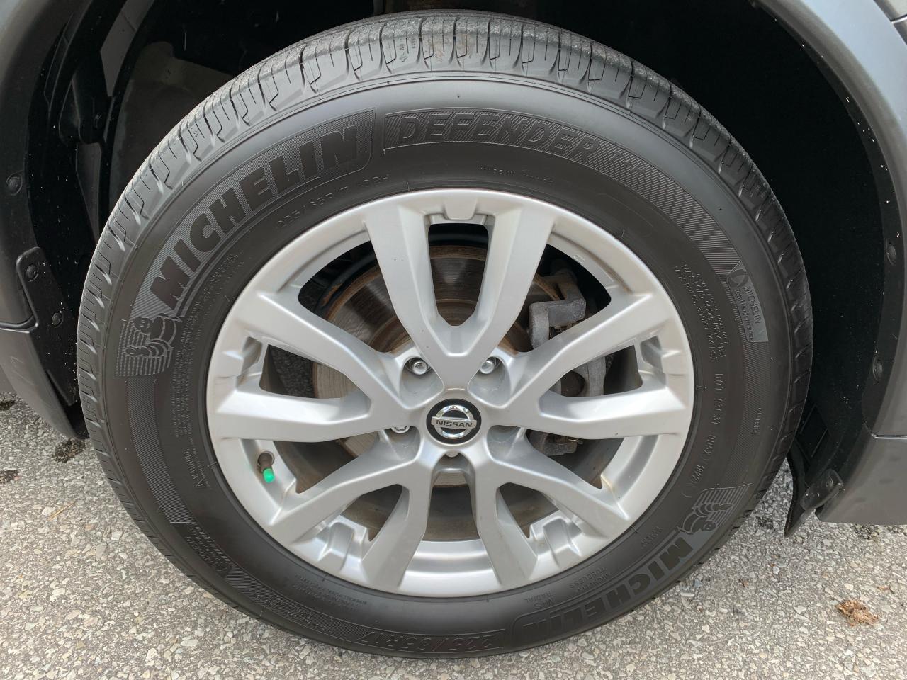 2019 Nissan Rogue AWD SV - 1 LOCAL SENIOR OWNER!! NO INSUR. CLAIMS!! - Photo #10