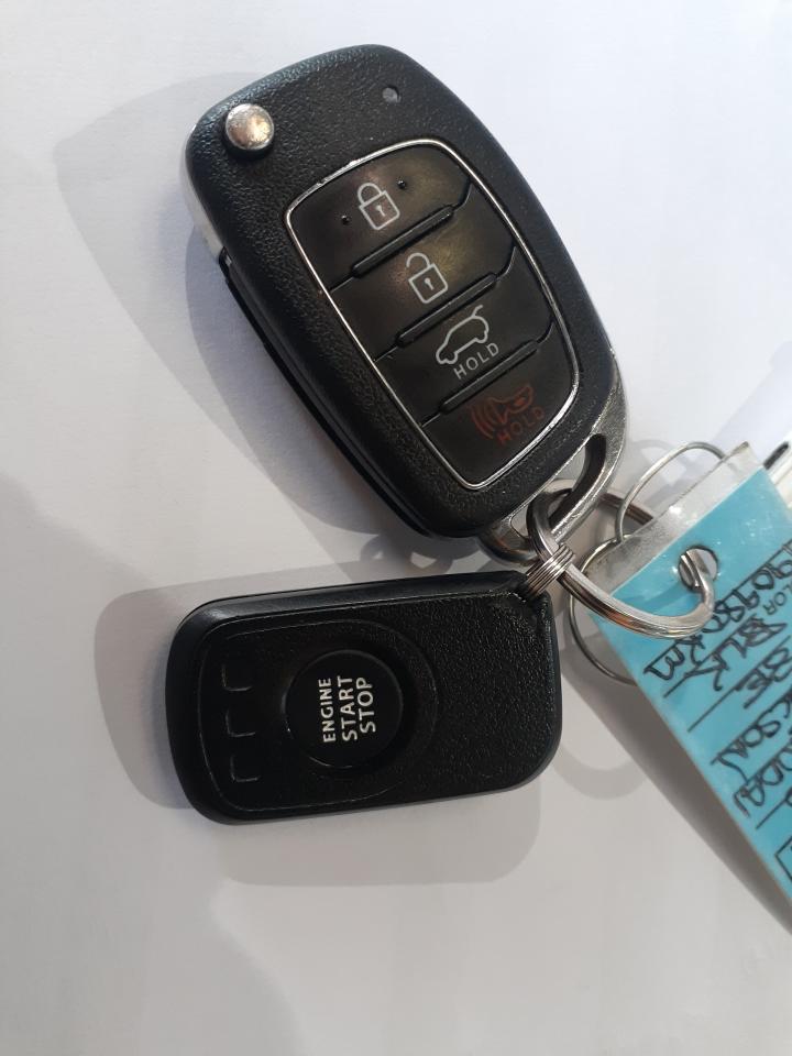 2018 Hyundai Tucson SE AWD, Leather, Blindspot det,htd Steering Seats, - Photo #23