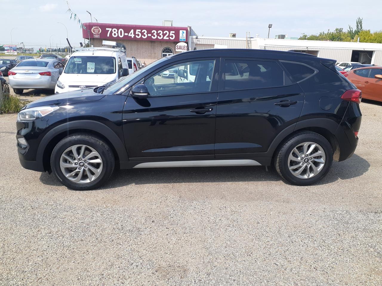 2018 Hyundai Tucson SE AWD, Leather, Blindspot det,htd Steering Seats, - Photo #4