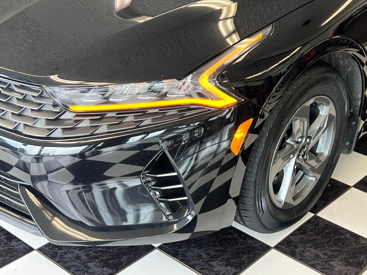 2021 Kia K5 LX AWD+New Tires+RemoteStart+LaneKeep+CLEAN CARFAX Photo104