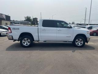 2021 RAM 1500 Big Horn 4x4 Crew Cab 5'7" Box NO ACCIDENT - Photo #10