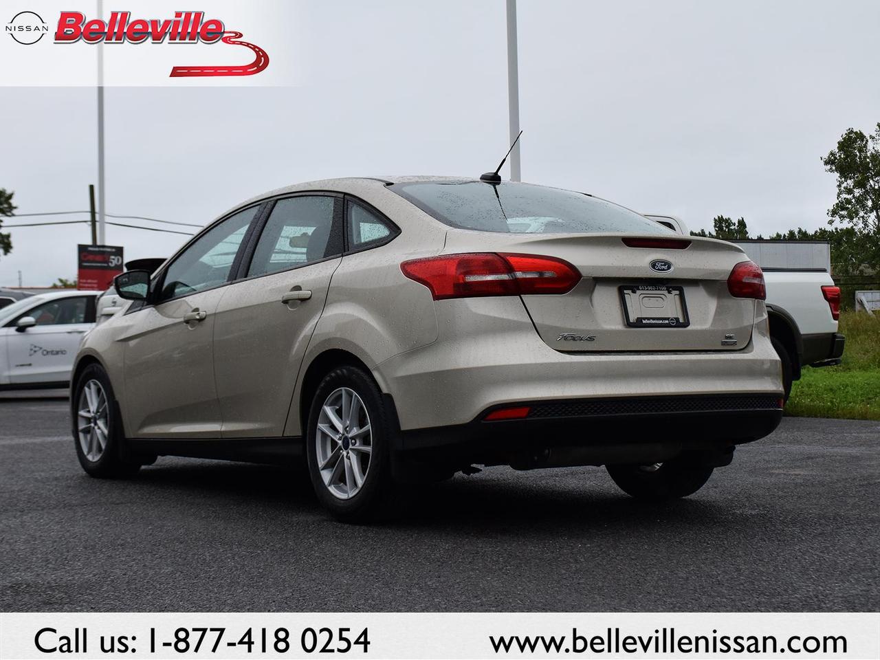 2018 Ford Focus SE-FWD, Clean, sporty and fuel saver! Photo