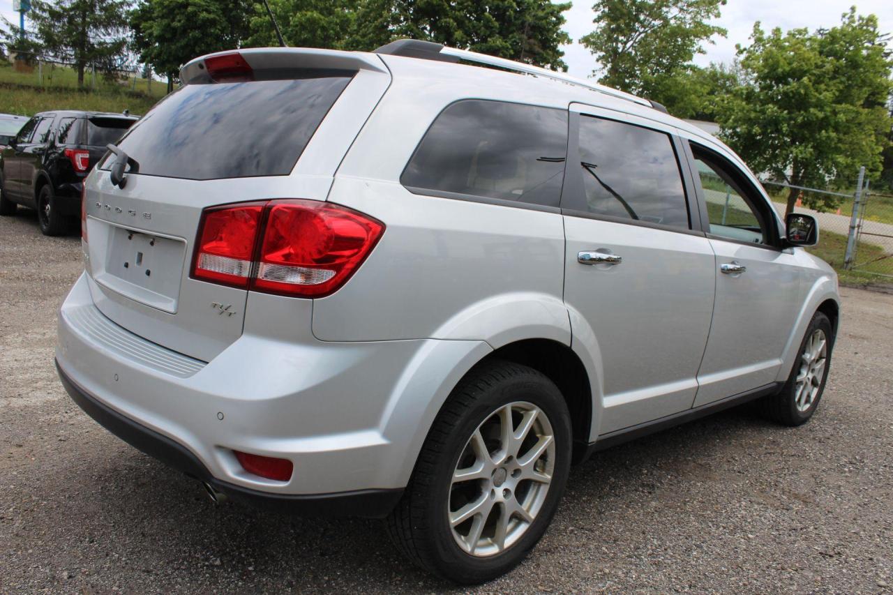 2014 Dodge Journey  Photo2