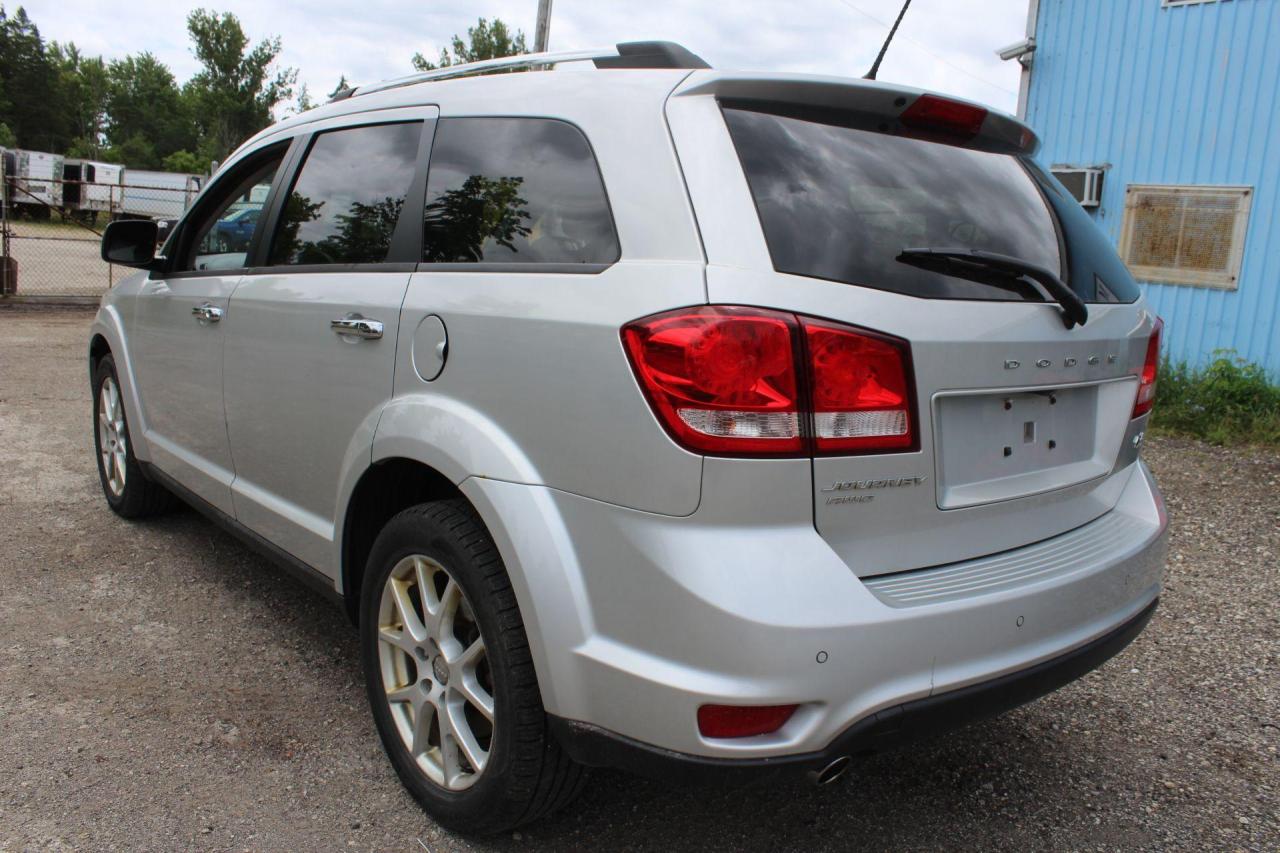 2014 Dodge Journey  Photo3