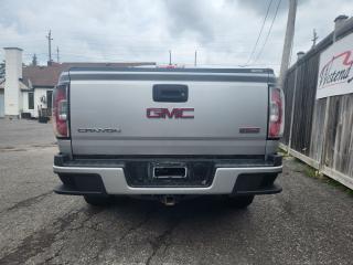 2017 GMC Canyon 4WD SLE - Photo #4