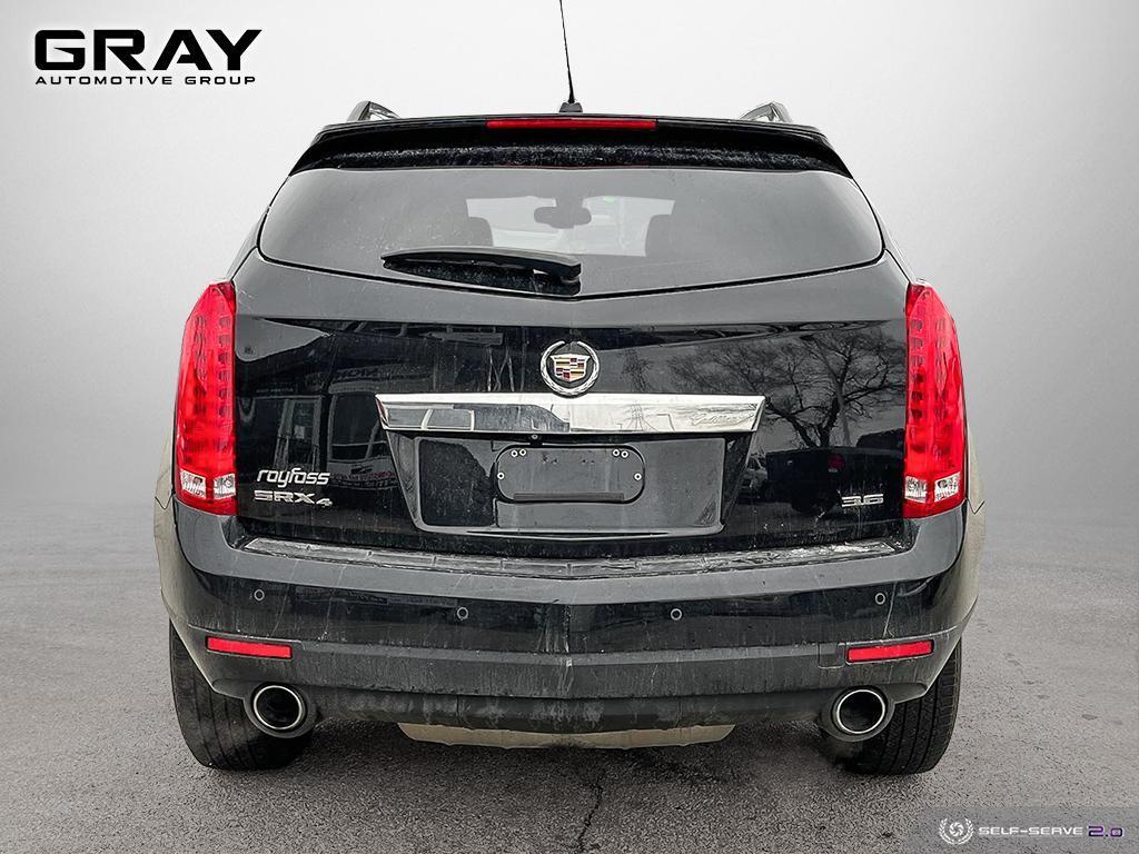 2015 Cadillac SRX  - Photo #4