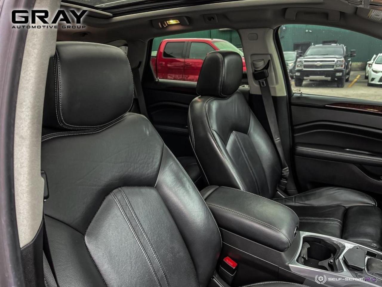 2015 Cadillac SRX  - Photo #14