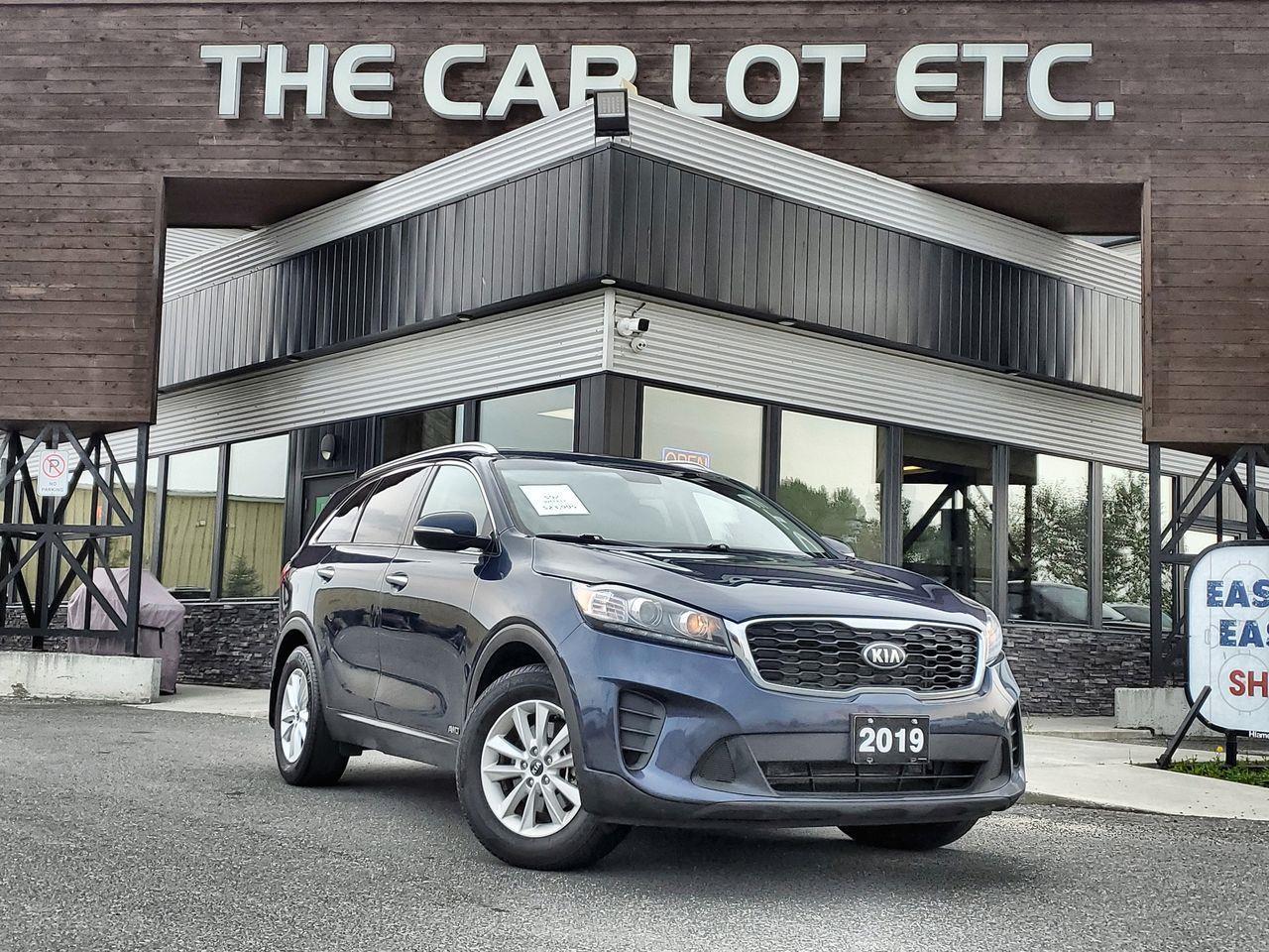 Used 2019 Kia Sorento 2.4L LX APPLE CARPLAY/ANDROID AUTO, CRUISE CONTROL, BLUETOOTH, BACK UP CAM, HEATED SEATS/STEERING WHEEL!! for sale in Sudbury, ON