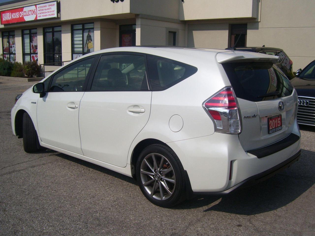 2015 Toyota Prius v Auto,Sunroof,Lather,GPS,Certified,Bluetooth,,, - Photo #3
