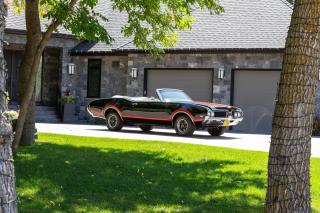 Used 1969 Oldsmobile Cutlass 442 Convertible for sale in Winnipeg, MB