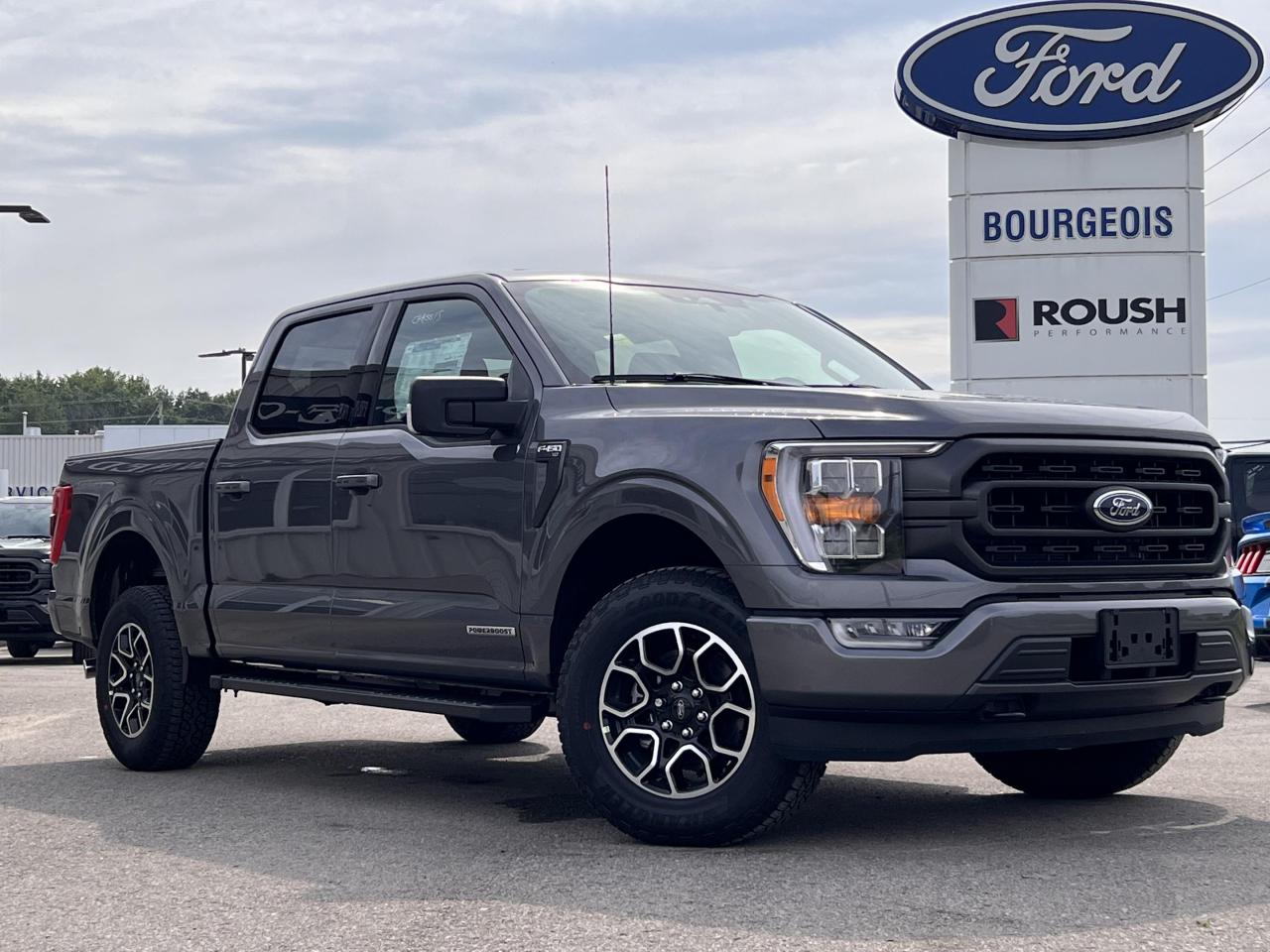 New 2023 Ford F-150 XLT *302A POWERBOOST HYBRID SUPERCREW 5.5FT BOX* for sale in Midland, ON