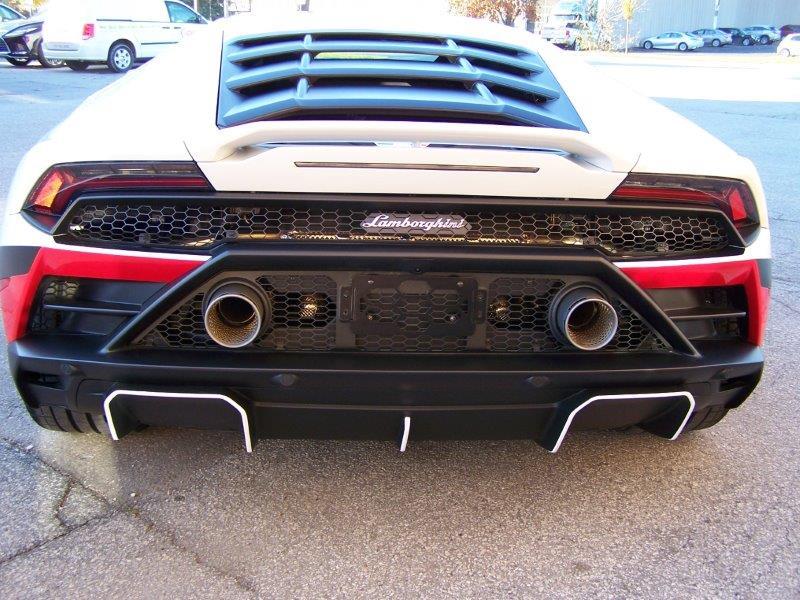 2021 Lamborghini Huracan HURACAN EVO Coupe RWD LOW K'S LIKE NEW! - Photo #17