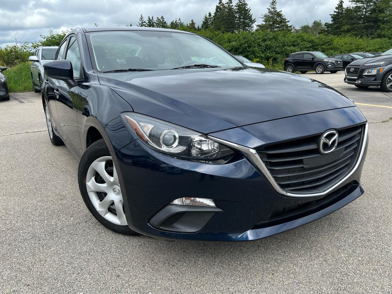 2016 Mazda MAZDA3 GX SPORT Photo1
