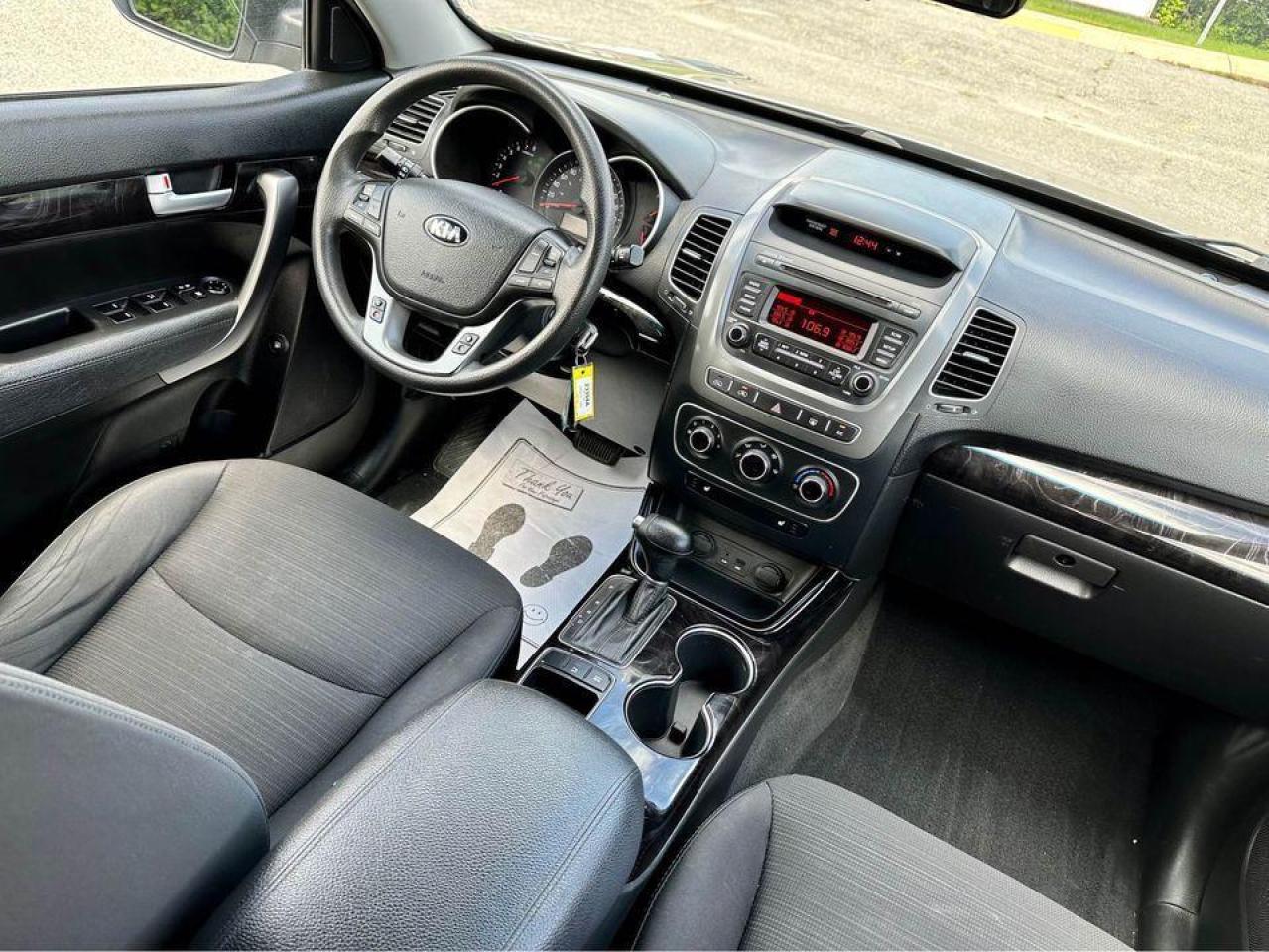 2015 Kia Sorento 2.4L 4 cylinder - Safety Cert. Photo4