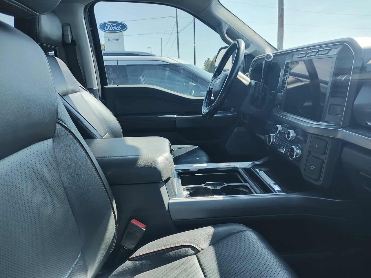 2023 Ford F-250 Super Duty SRW 4X4 CREW CAB PICKUP/ Photo