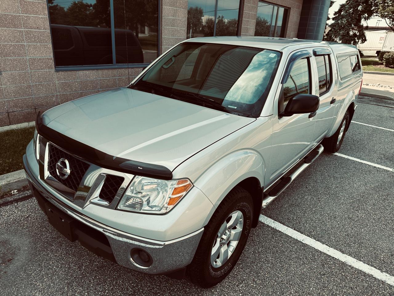 2012 Nissan Frontier Crew Cab Long Wheel Base ( Trade-In Special )