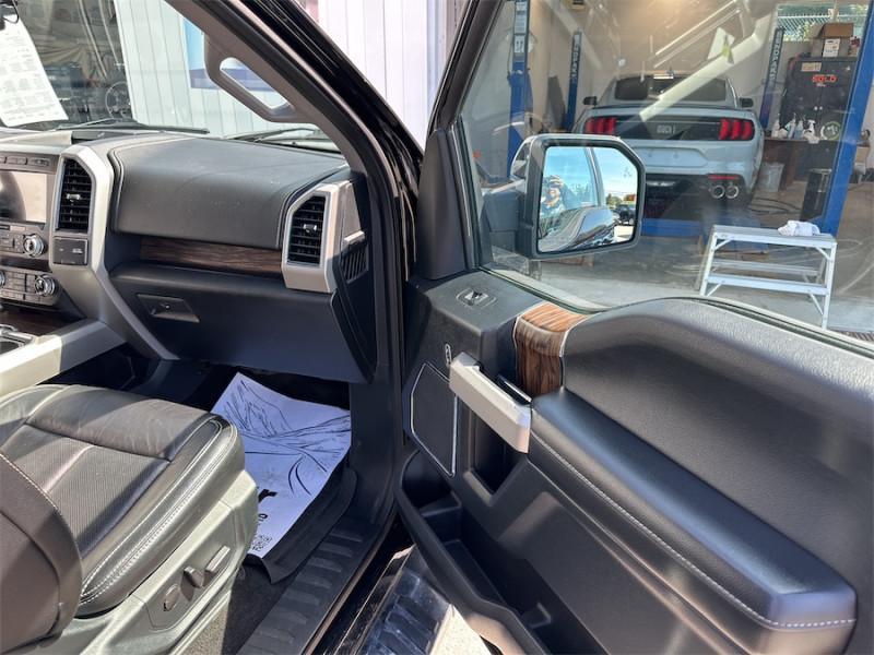 2020 Ford F-150 Lariat  - Leather Seats - Navigation Photo5