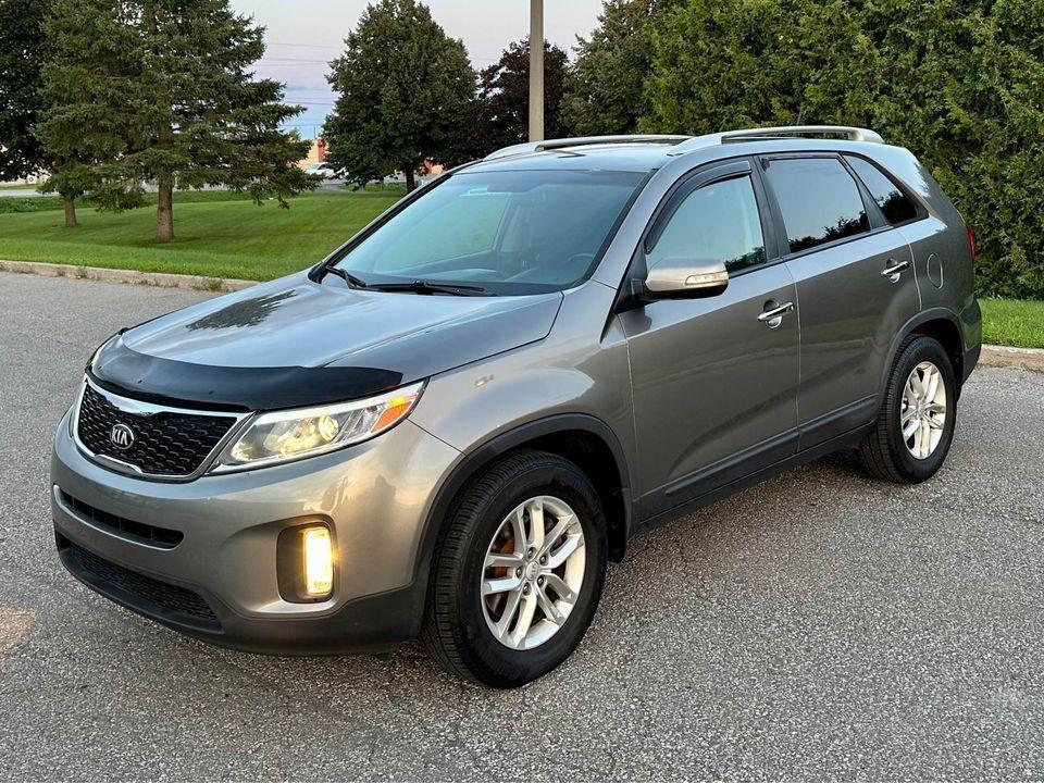 2013 Kia Sorento  - Photo #2