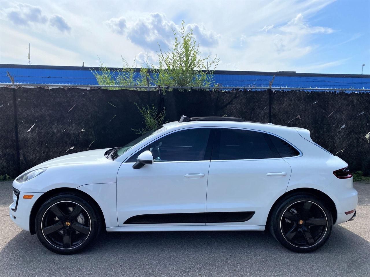 2015 Porsche Macan ***SOLD*** Photo