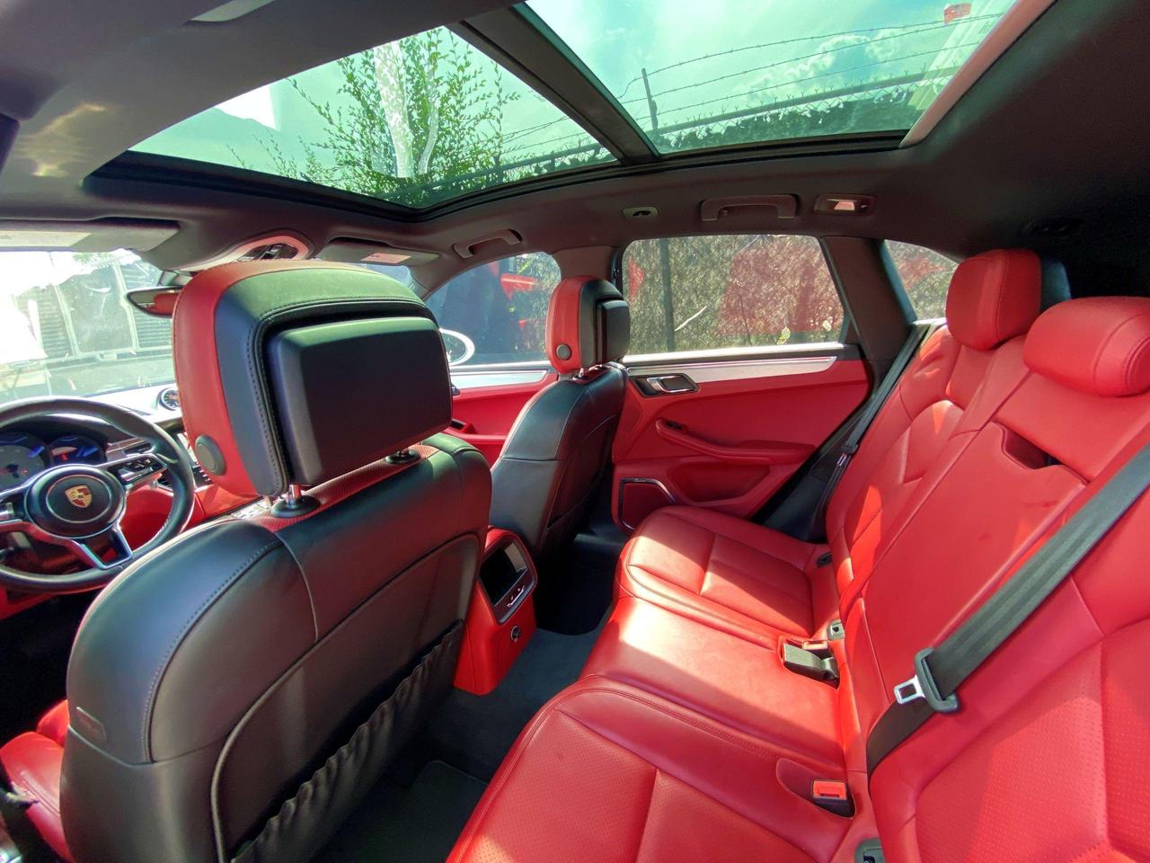 2015 Porsche Macan ***SOLD*** Photo