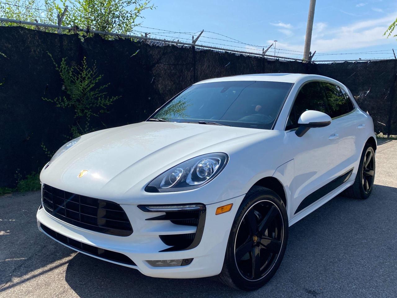 2015 Porsche Macan ***SOLD*** - Photo #2