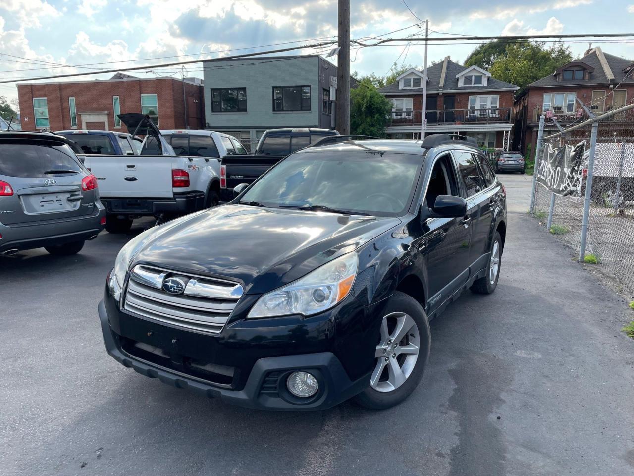 Used 2014 Subaru Outback 3.6 Limited *NAV, AWD LEATHER HEATED SEATS* for sale in Hamilton, ON