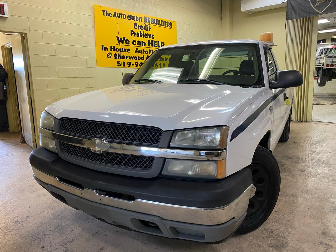 Used 2005 Chevrolet Silverado 1500  for sale in Windsor, ON