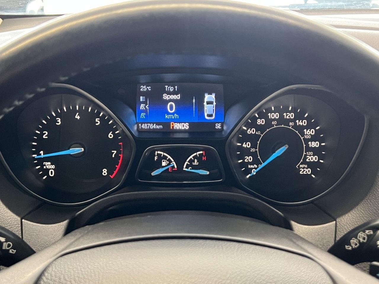 2015 Ford Focus SE Hatchback+Bluetooth+Camera+Cruise Control Photo78