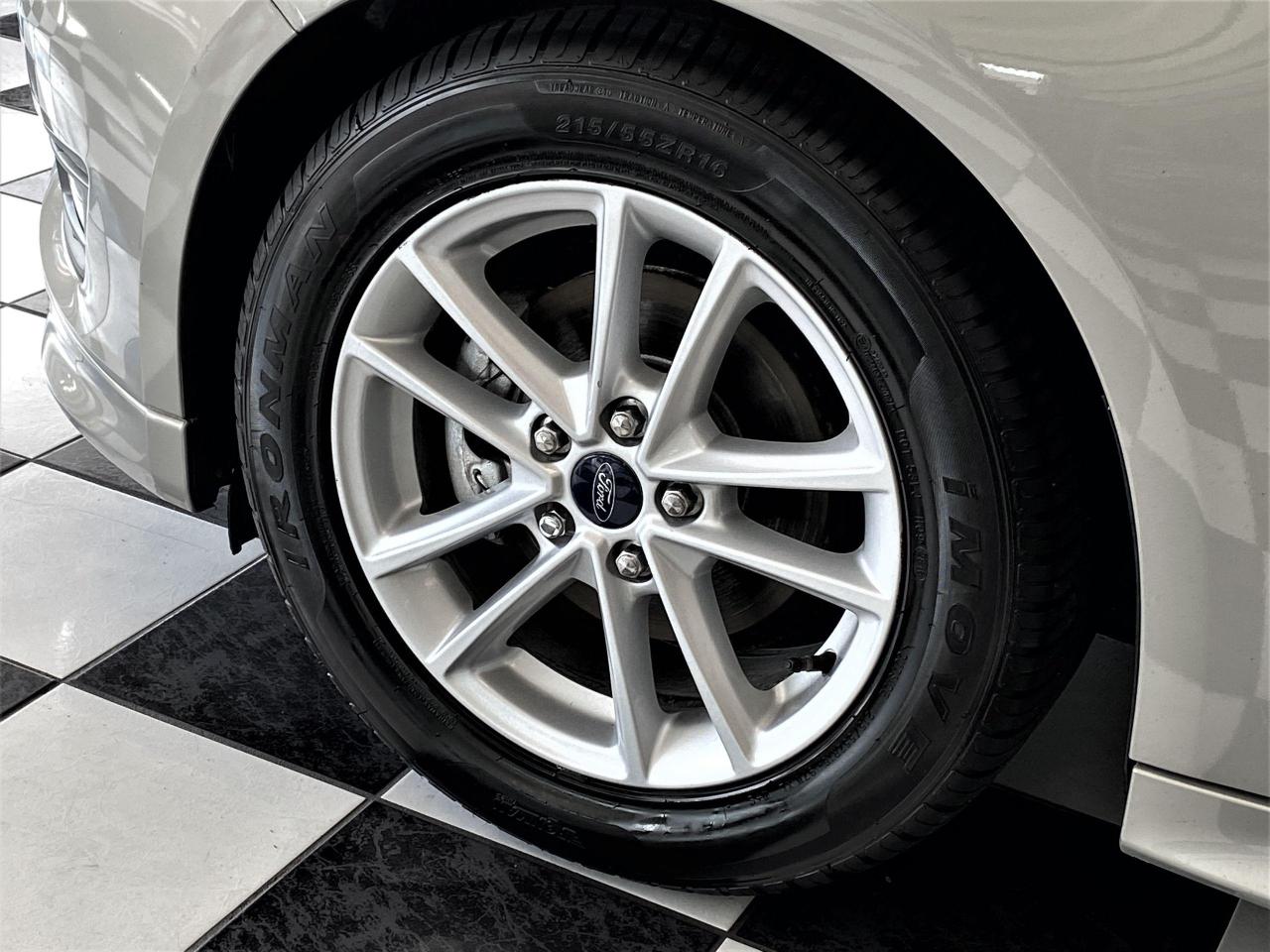 2015 Ford Focus SE Hatchback+Bluetooth+Camera+Cruise Control - Photo #49