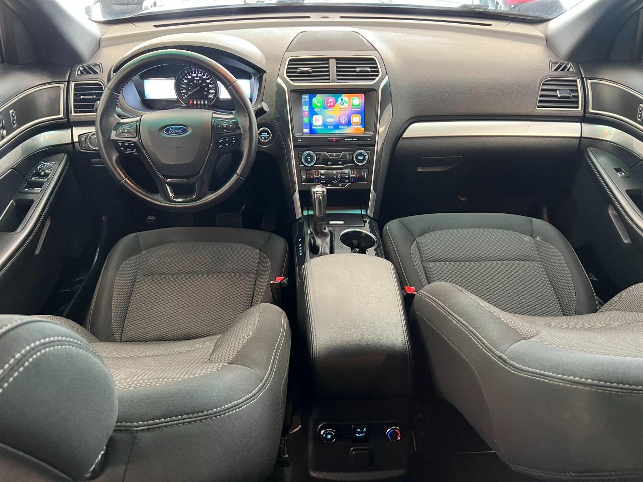 2017 Ford Explorer XLT 4WD V6+7 Passenger+New Tires+Roof+CLEAN CARFAX - Photo #8