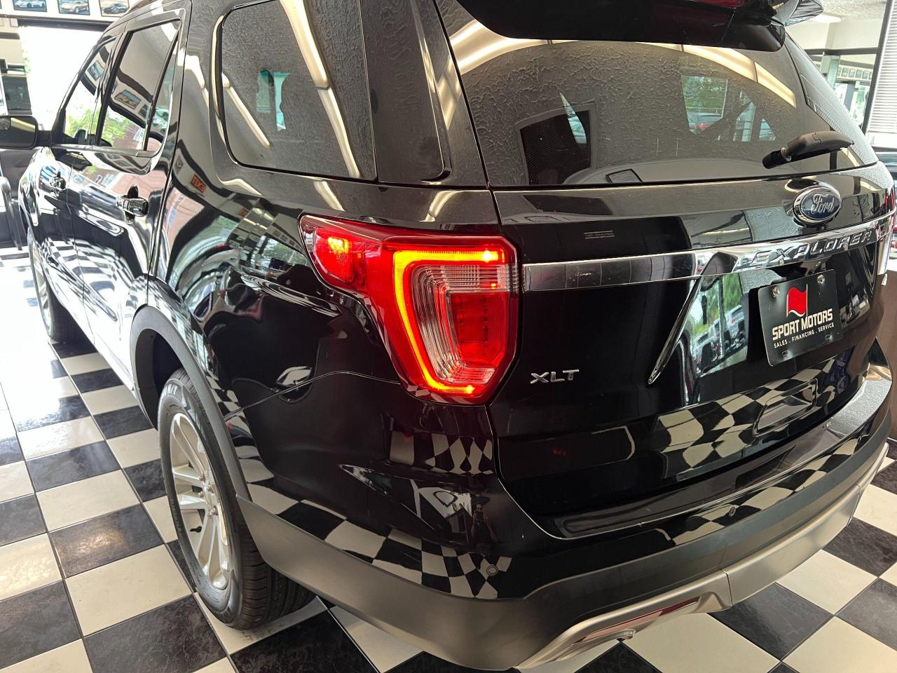 2017 Ford Explorer XLT 4WD V6+7 Passenger+New Tires+Roof+CLEAN CARFAX - Photo #47