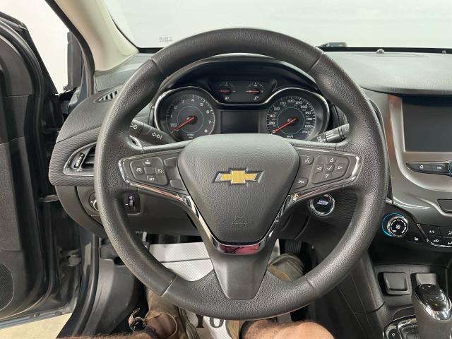 2017 Chevrolet Cruze LT Photo14