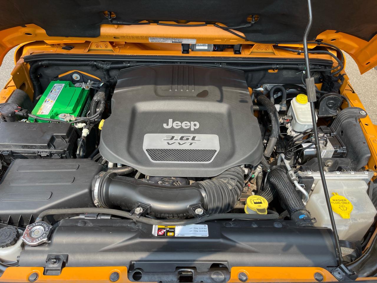 2013 Jeep Wrangler 4WD 4dr Sahara - Photo #20