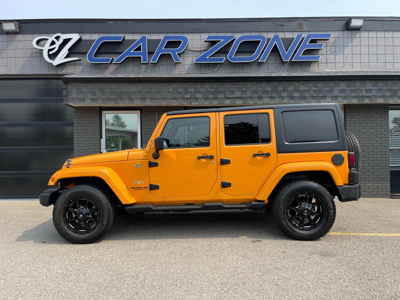 2013 Jeep Wrangler 4WD 4dr Sahara - Photo #5